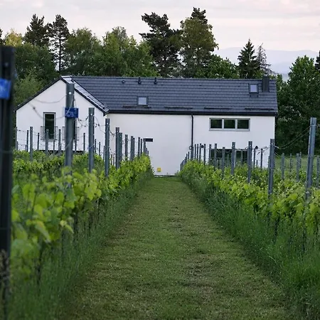 팜스테이 Winnica Tenczyn Grojec (Chrzanow)